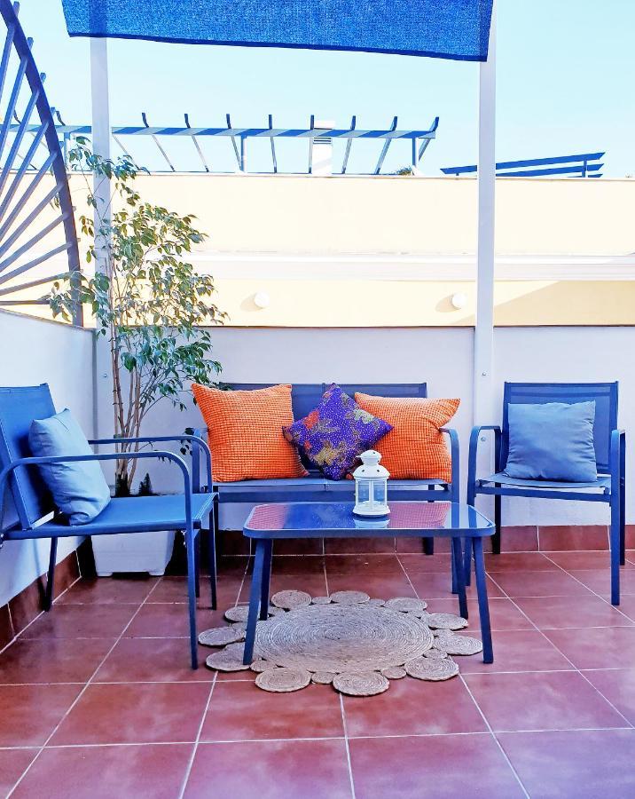 Atico Con Terraza Privada Apartment Sevilla Bagian luar foto